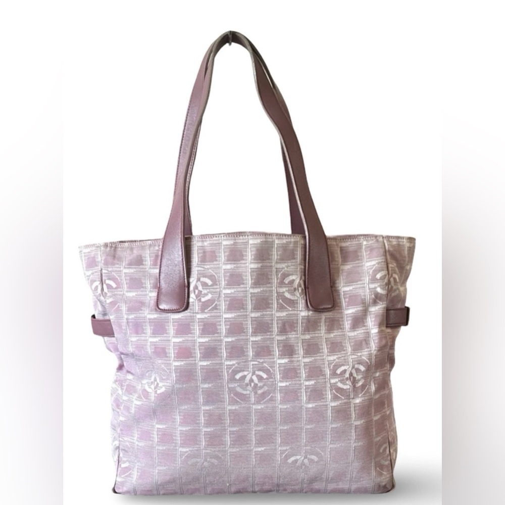 Chanel Travel Line Stylish Pink Tote Bag - Picture 13 of 16